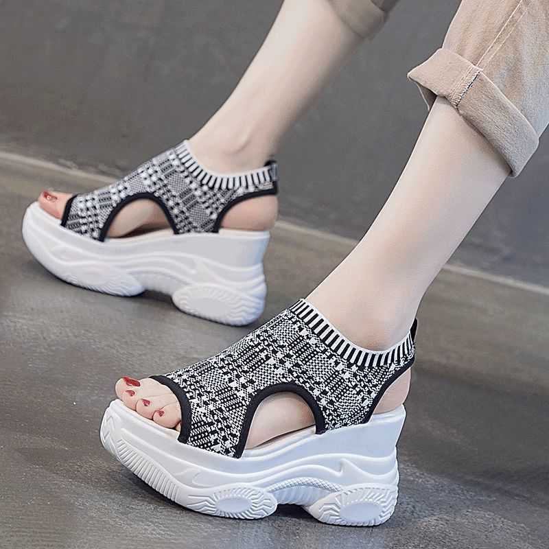 sandales ouvertes au design tendance pour femme