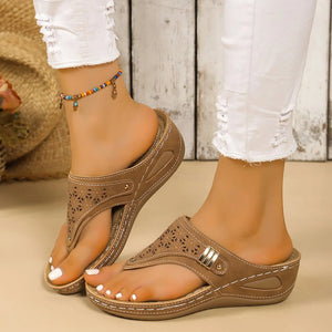sandales estivales compensées pour femme
