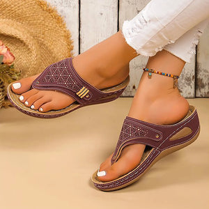 sandales estivales compensées pour femme